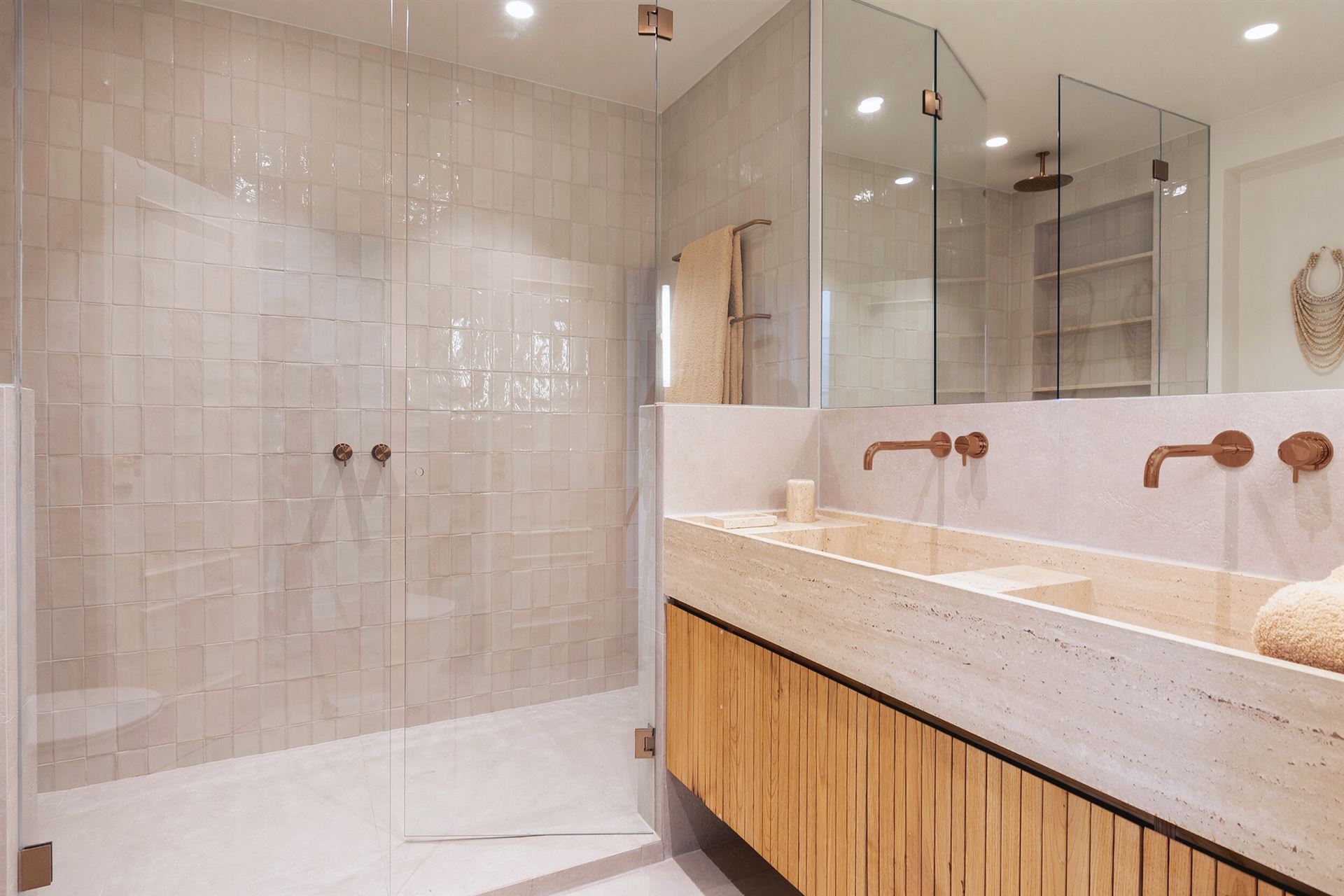 Casa VB, bathroom