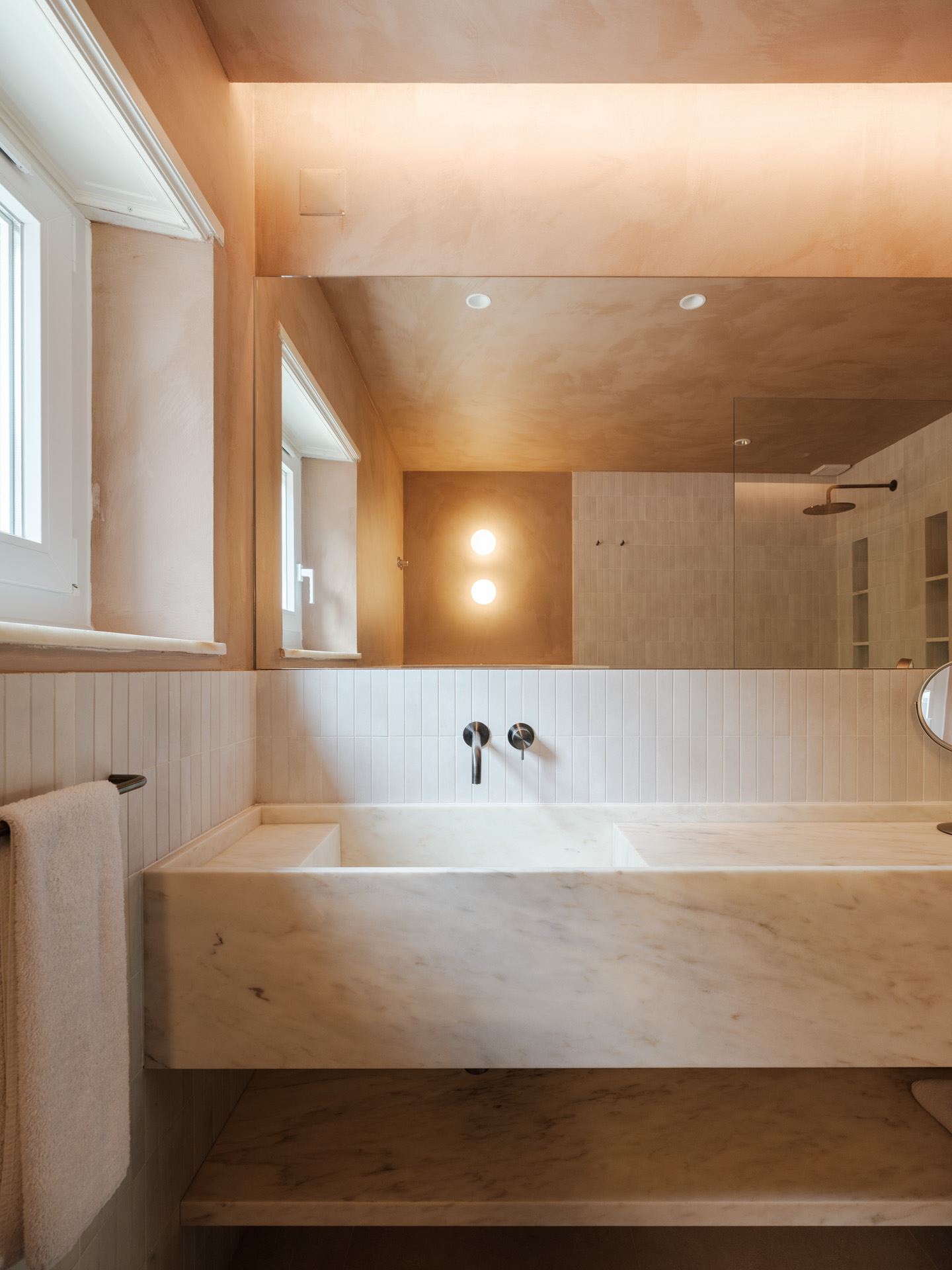 Casa Dinamarca, bathroom