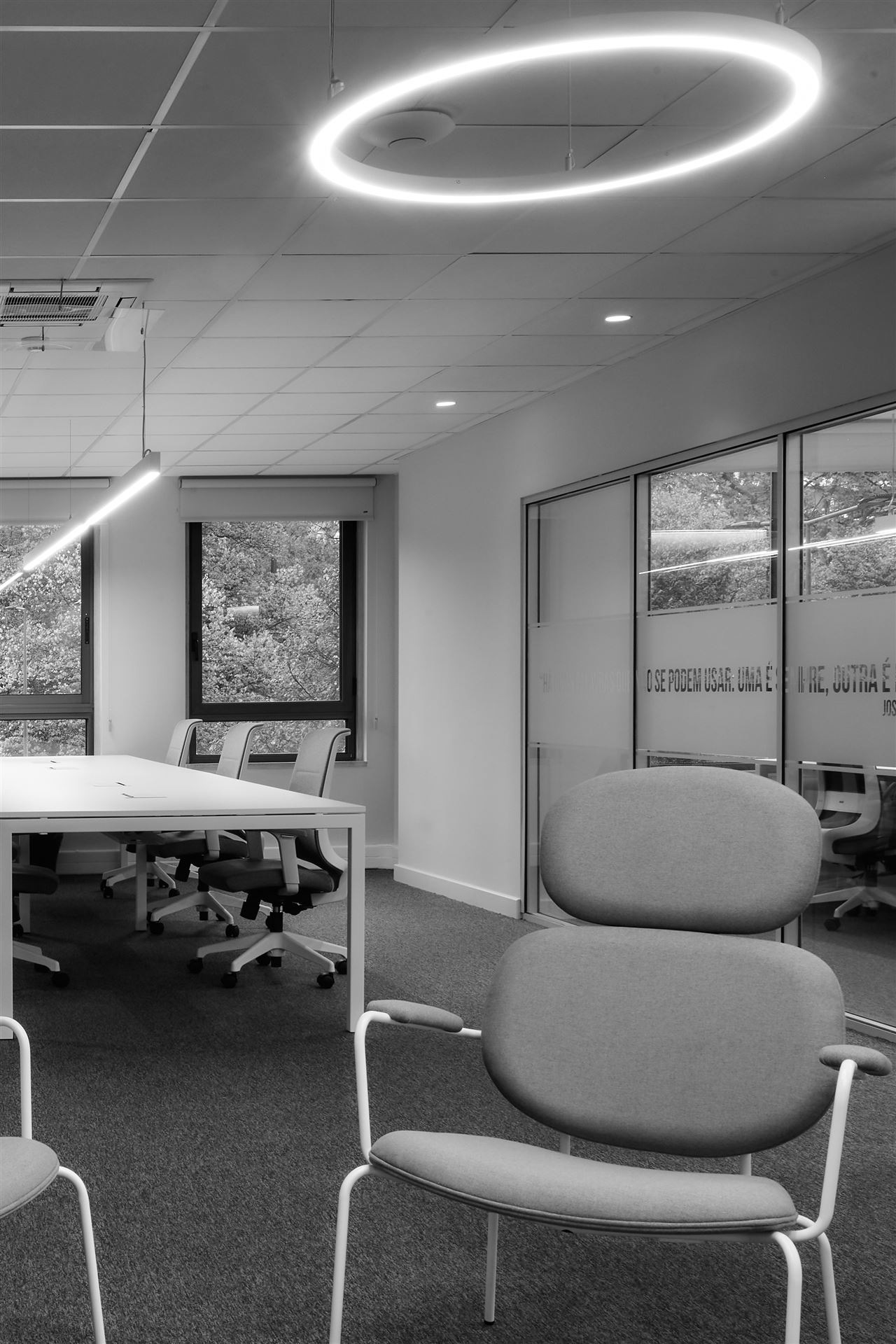 Embrace Travel Agency, architectural photography