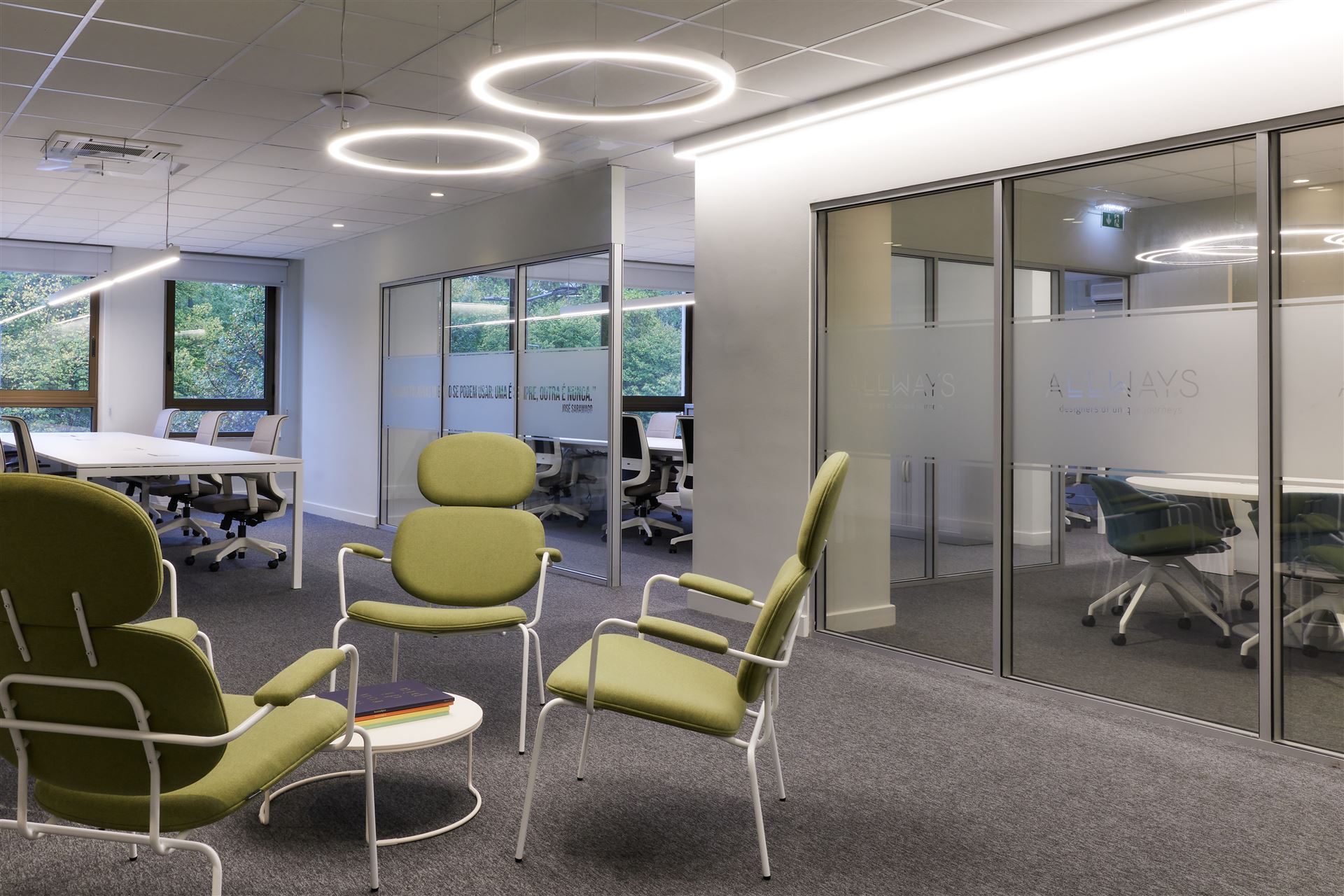 Embrace Travel Agency, architectural photography
