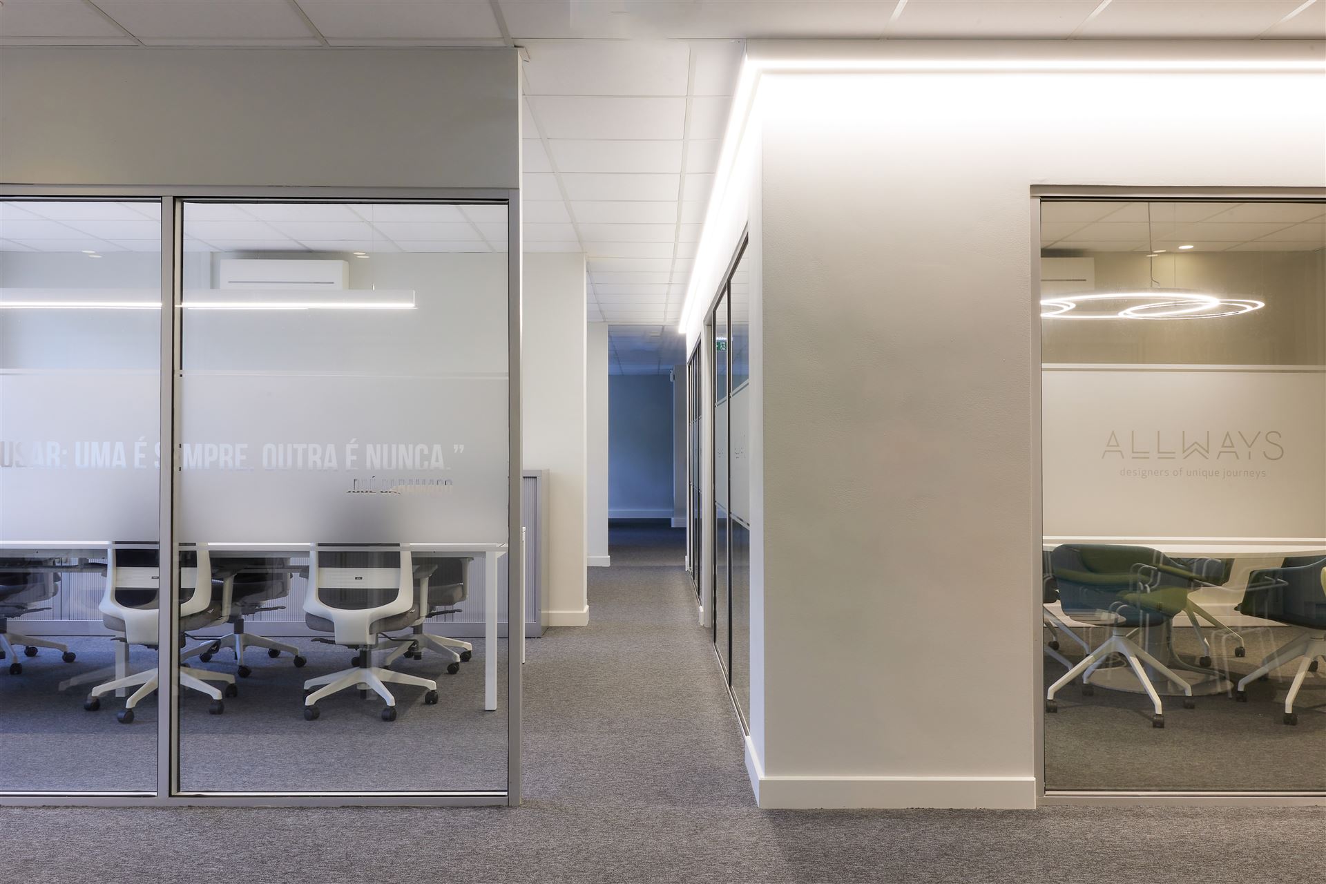 Embrace Travel Agency, architectural photography