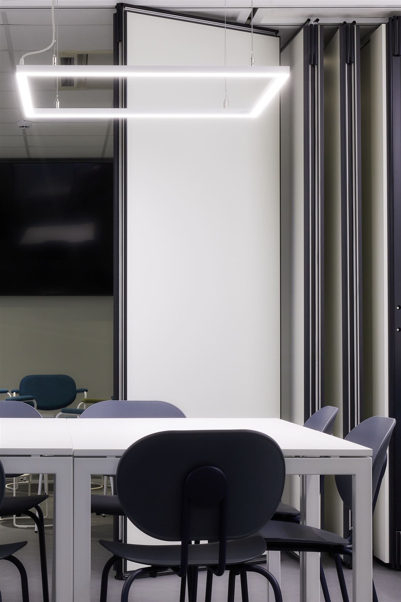 Embrace Travel Agency, architectural photography