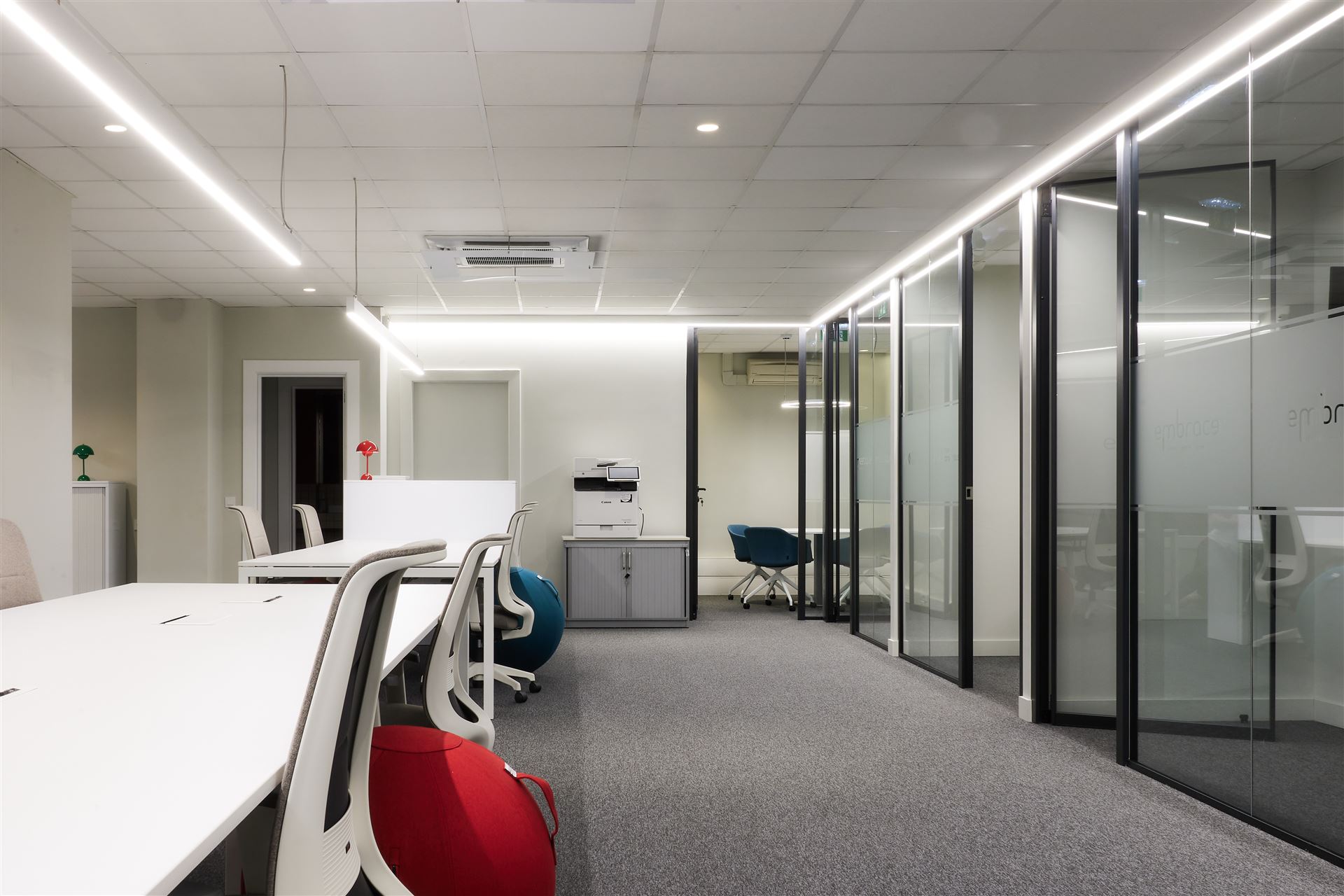 Embrace Travel Agency, architectural photography