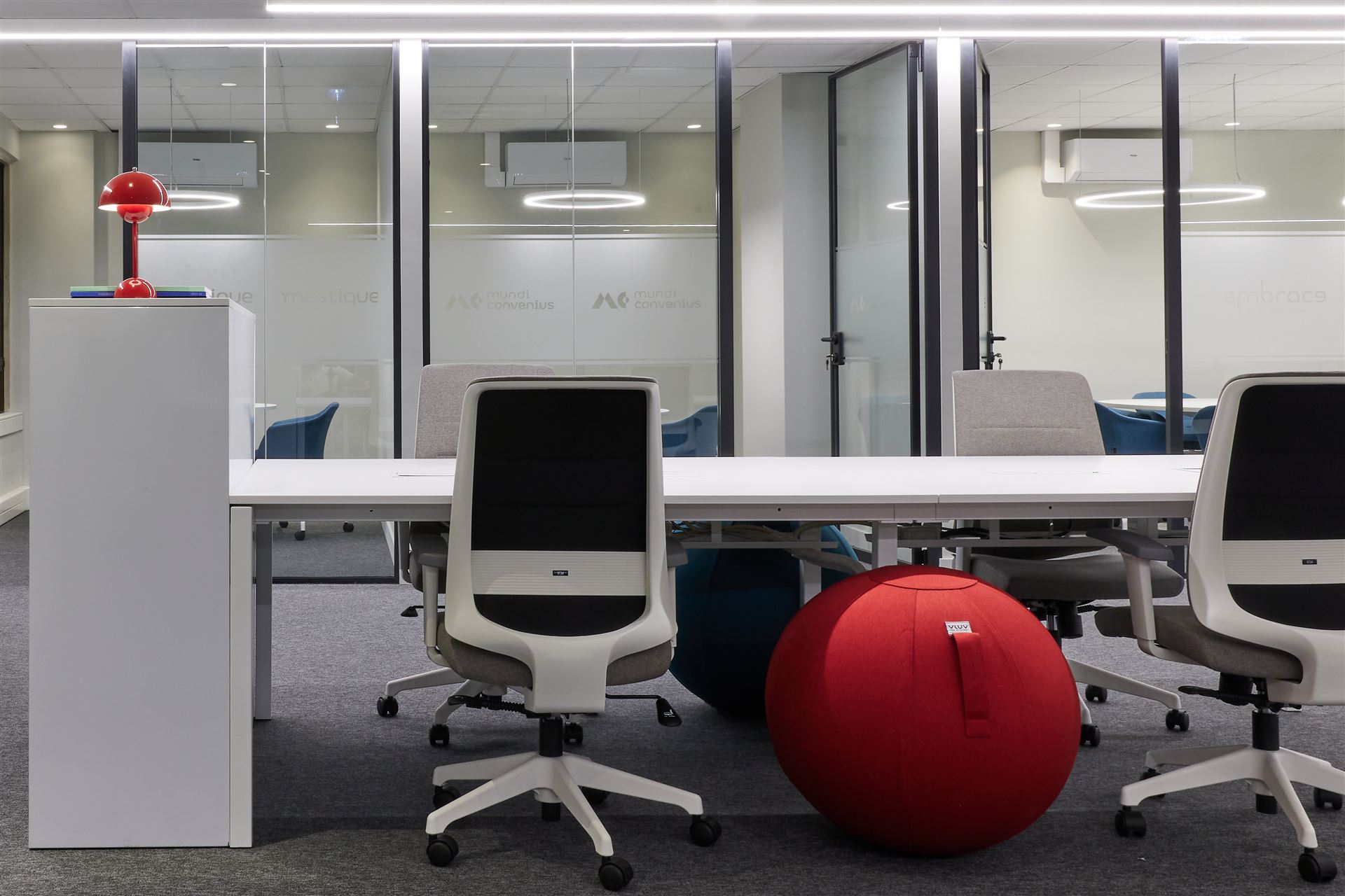 Embrace Travel Agency, architectural photography